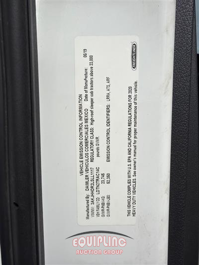 2020 Freightliner CASCADIA