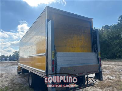 2018 Freightliner M2