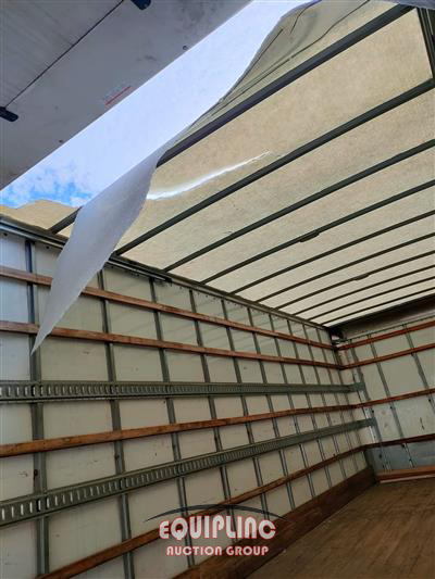 2019 Hino 268 4X2 S/A BOX TRUCK