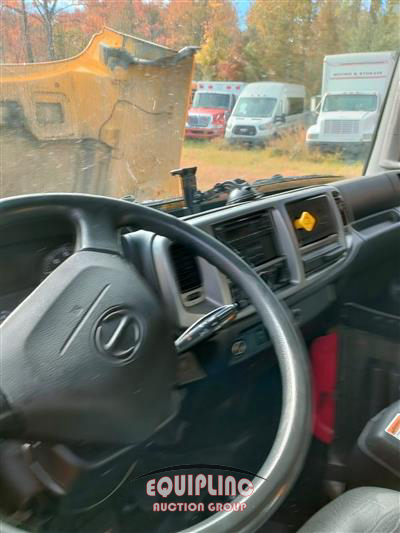 2019 Hino 268 4X2 S/A BOX TRUCK