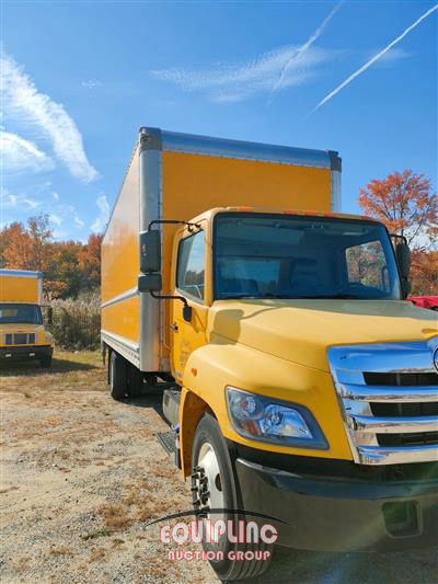 2019 Hino 268 4X2 S/A BOX TRUCK