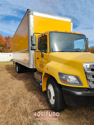2019 Hino 268 4X2 S/A BOX TRUCK