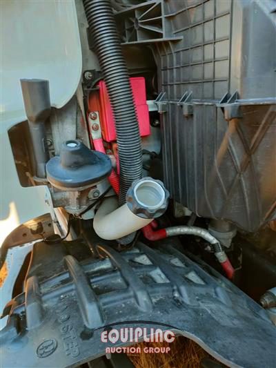 2020 Freightliner CASCADIA 6X4 T/A SLEEPER TRUCK