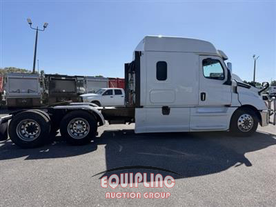 2020 Freightliner Cascadia