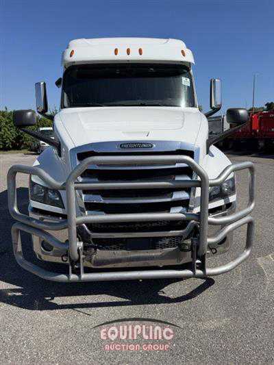 2020 Freightliner Cascadia