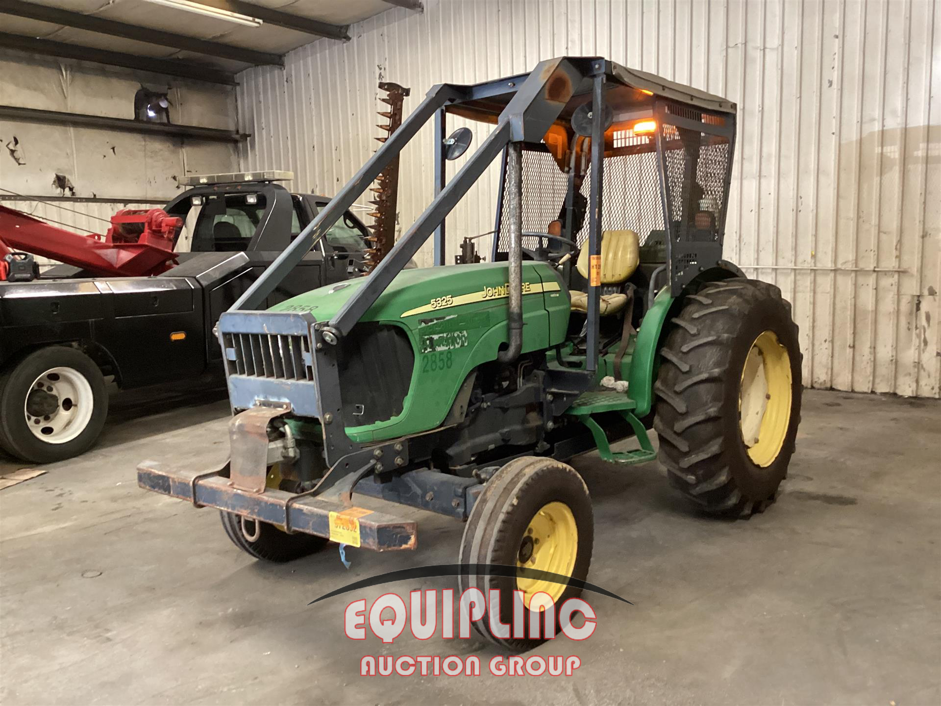 2010 John Deere 5325