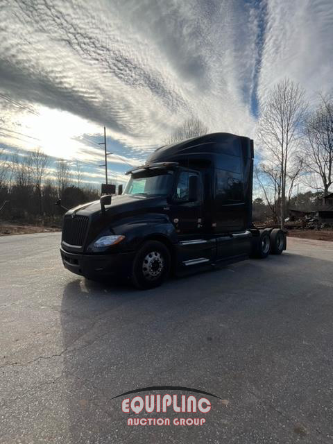 2019 International LT625