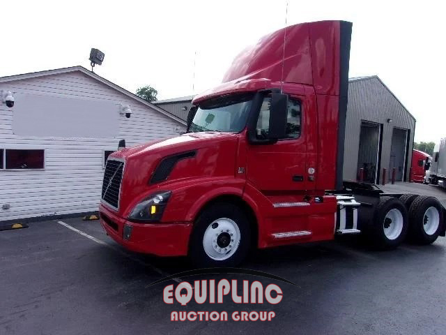 2017 Volvo VNL64T300