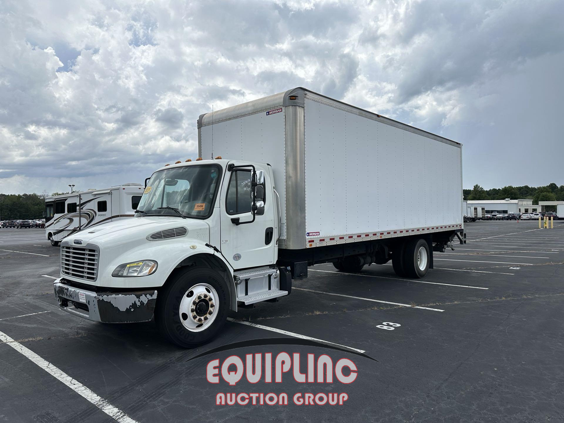 2019 Freightliner M2106