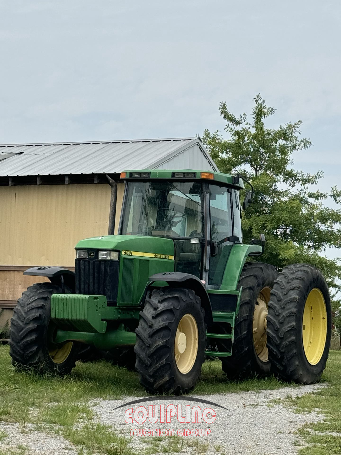 2002 John Deere 7810