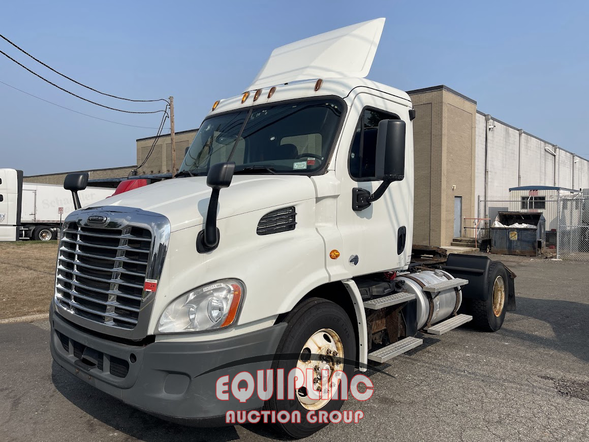 2015 Freightliner CASCADIA