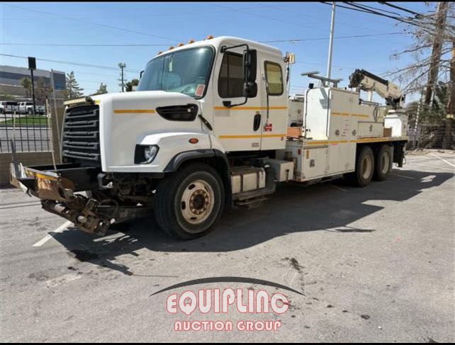 2014 Freightliner 108SD