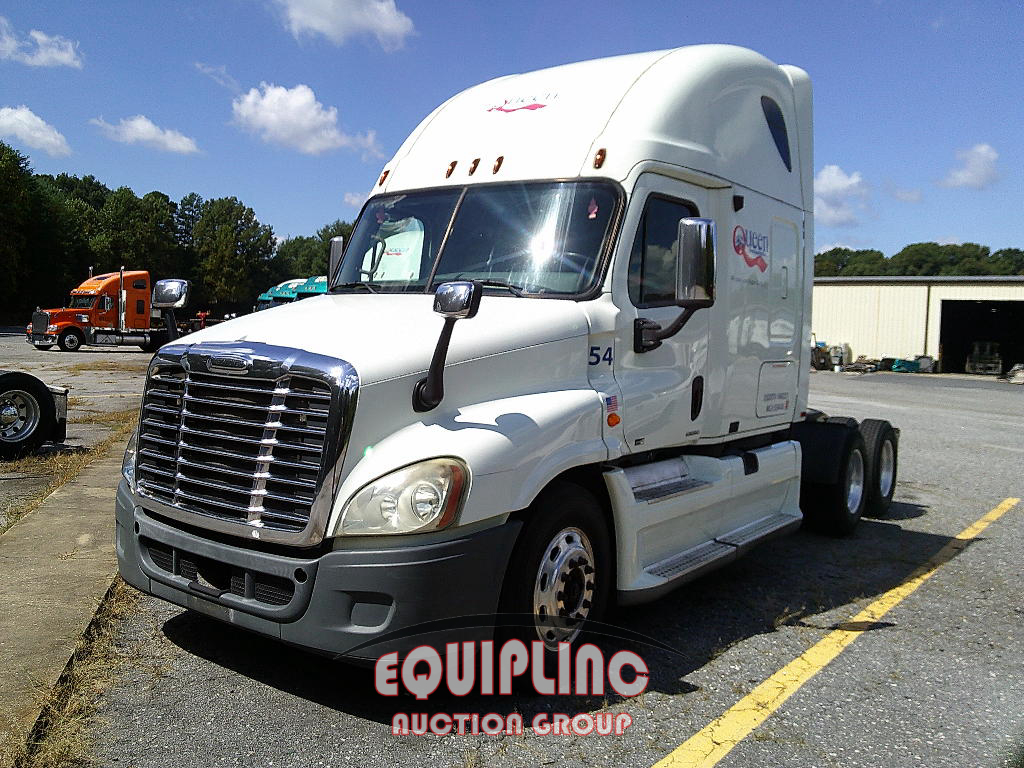 2011 Freightliner CASCADIA