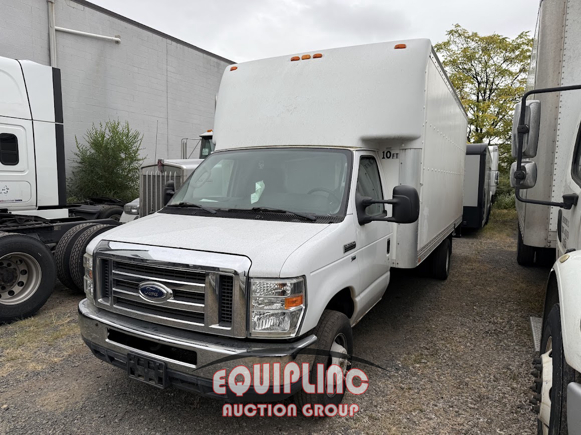 2013 Ford E350