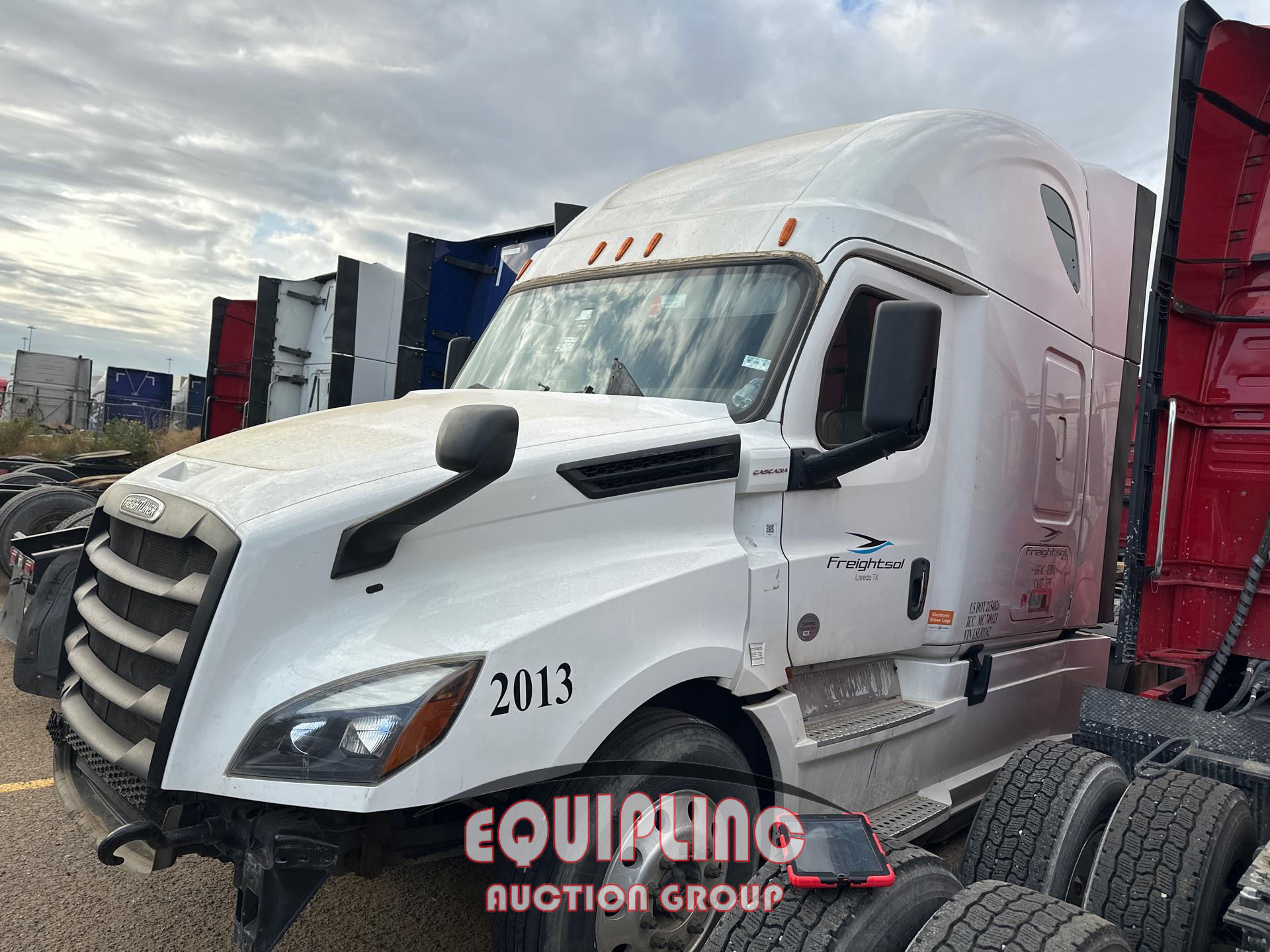 2020 Freightliner CASCADIA