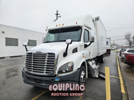 2014 Freightliner CASCADIA