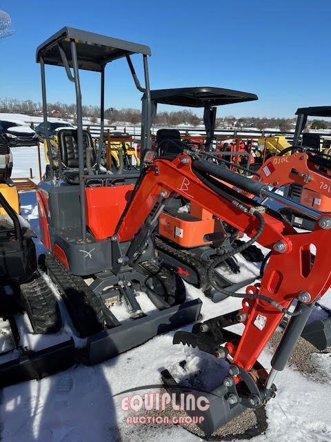 2023 LANDHERO MINI EXCAVATOR