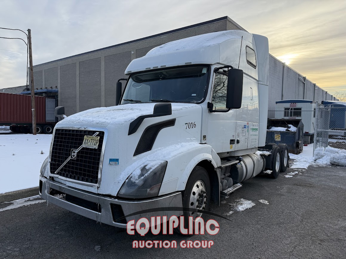 2016 Volvo VNL