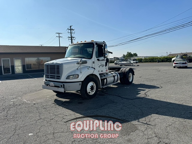 2016 Freightliner M2 112 SINGLE AXLE DAY CAB