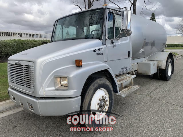 2000 Freightliner FL70