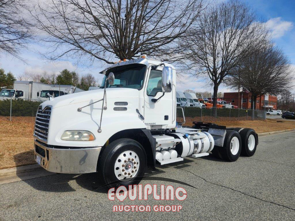 2012 Mack CXU613