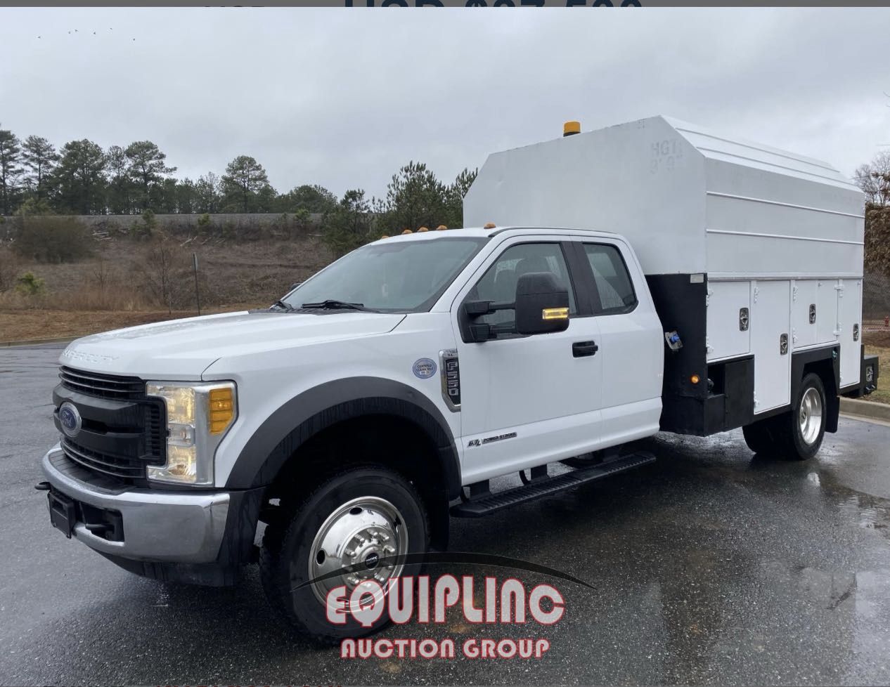 2017 Ford 550 XL