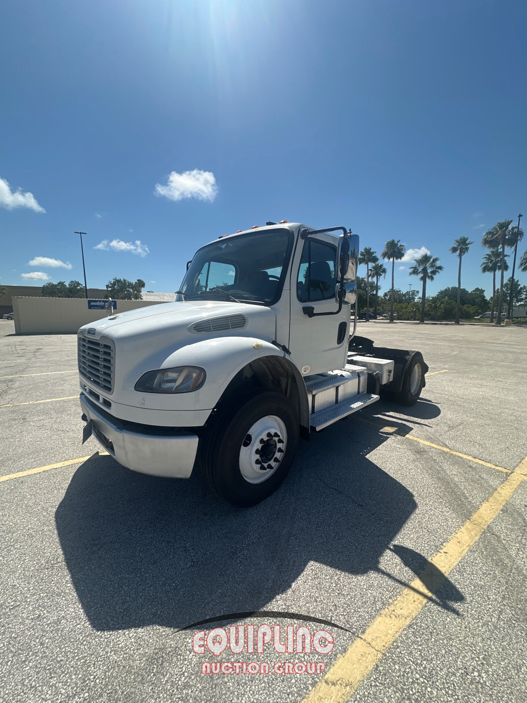 2015 Freightliner M2
