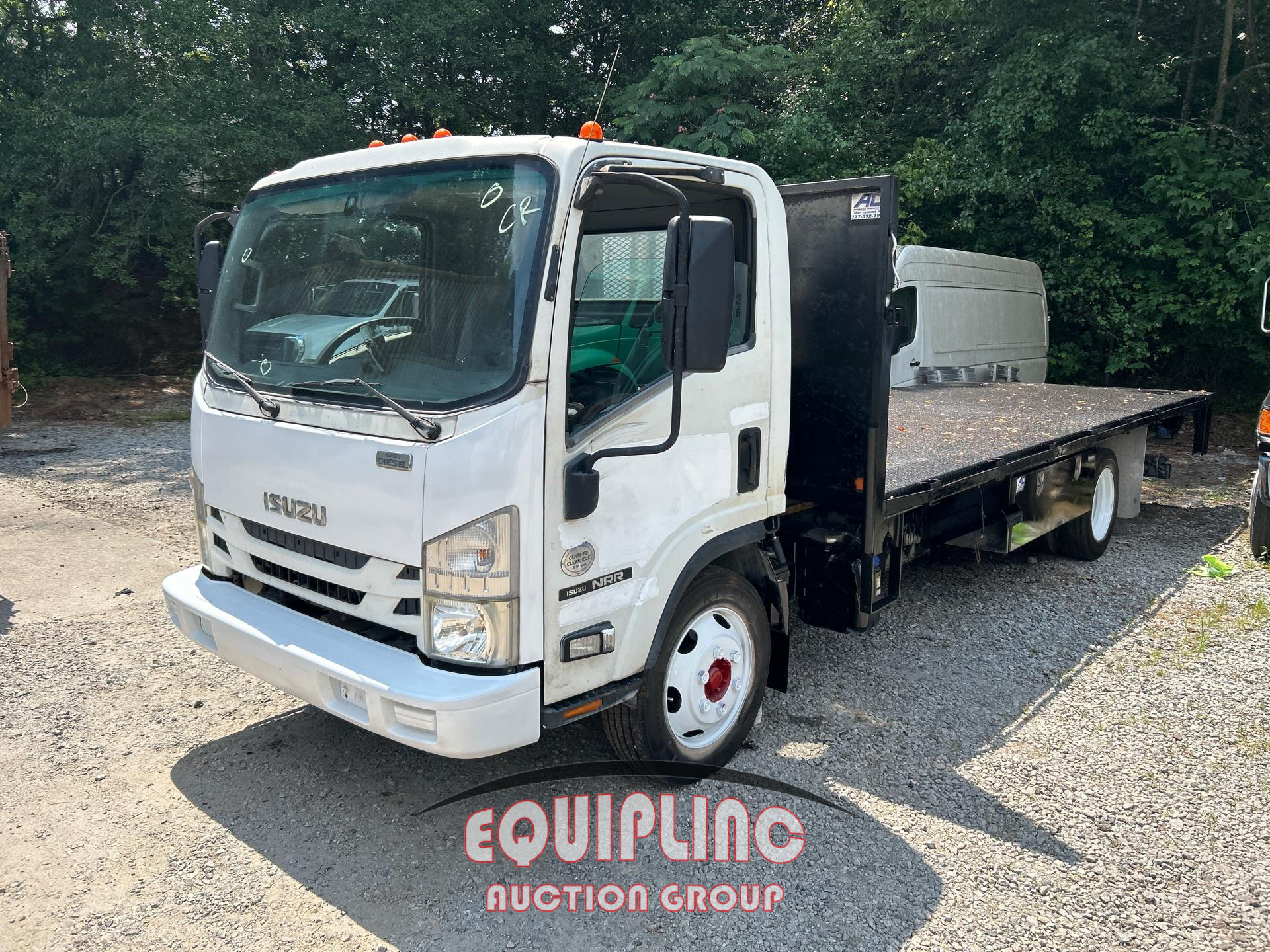 2017 Isuzu NRR
