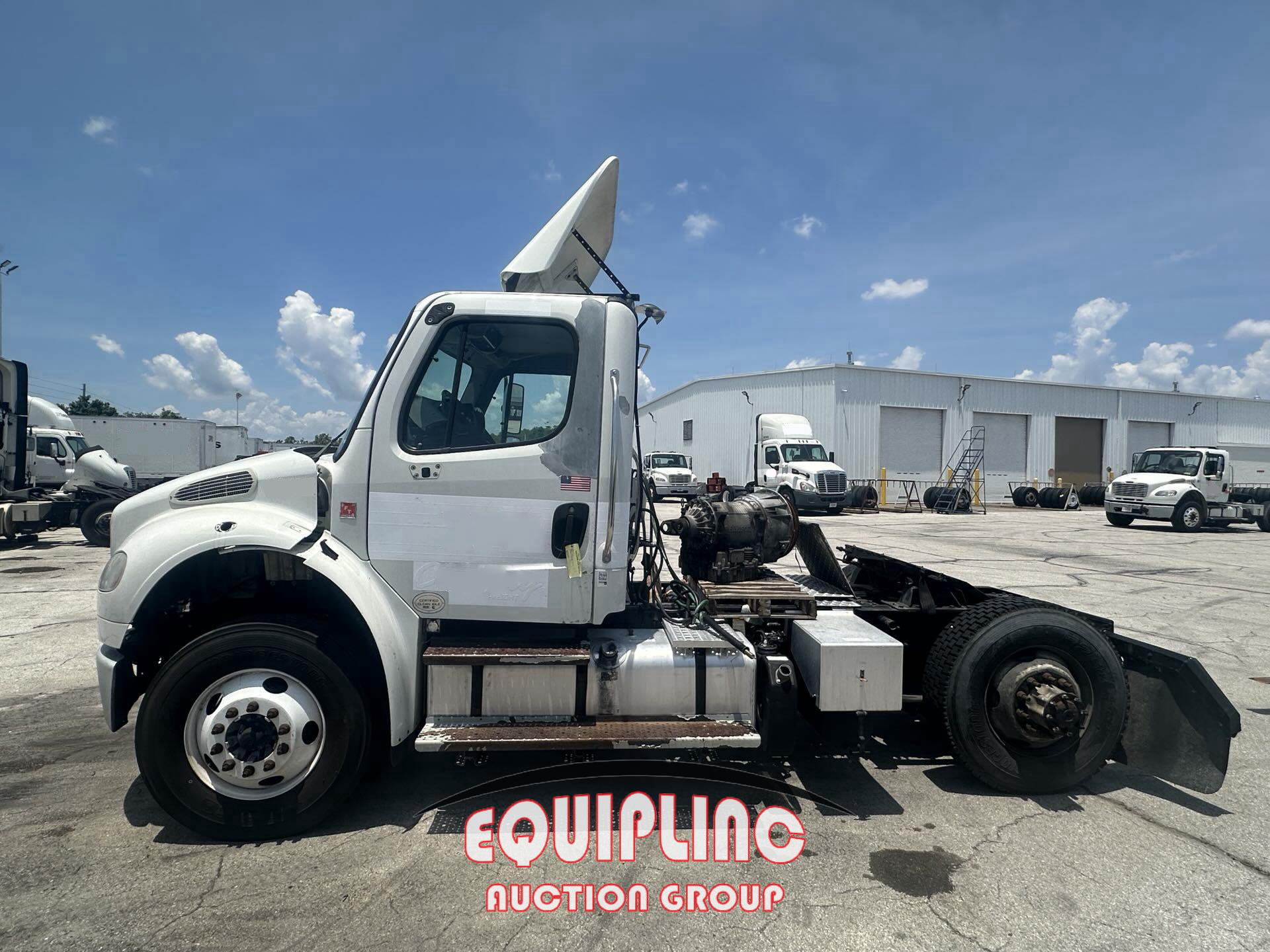 2016 Freightliner M2