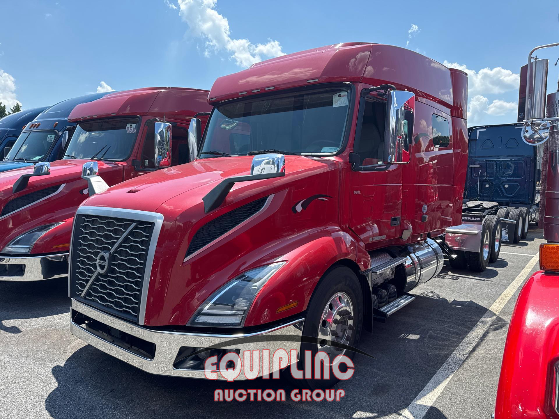 2020 VOLVO TRUCK VNL