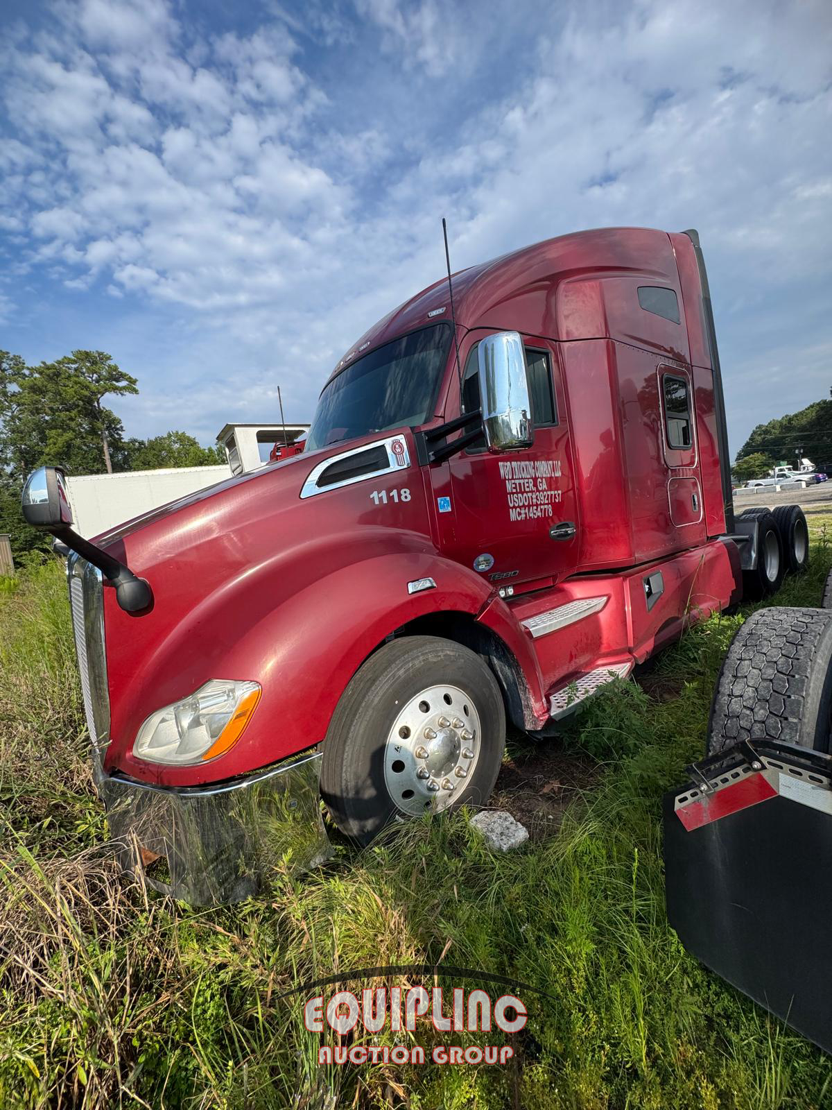 2019 Kenworth T680 SLEEPER TRUCK