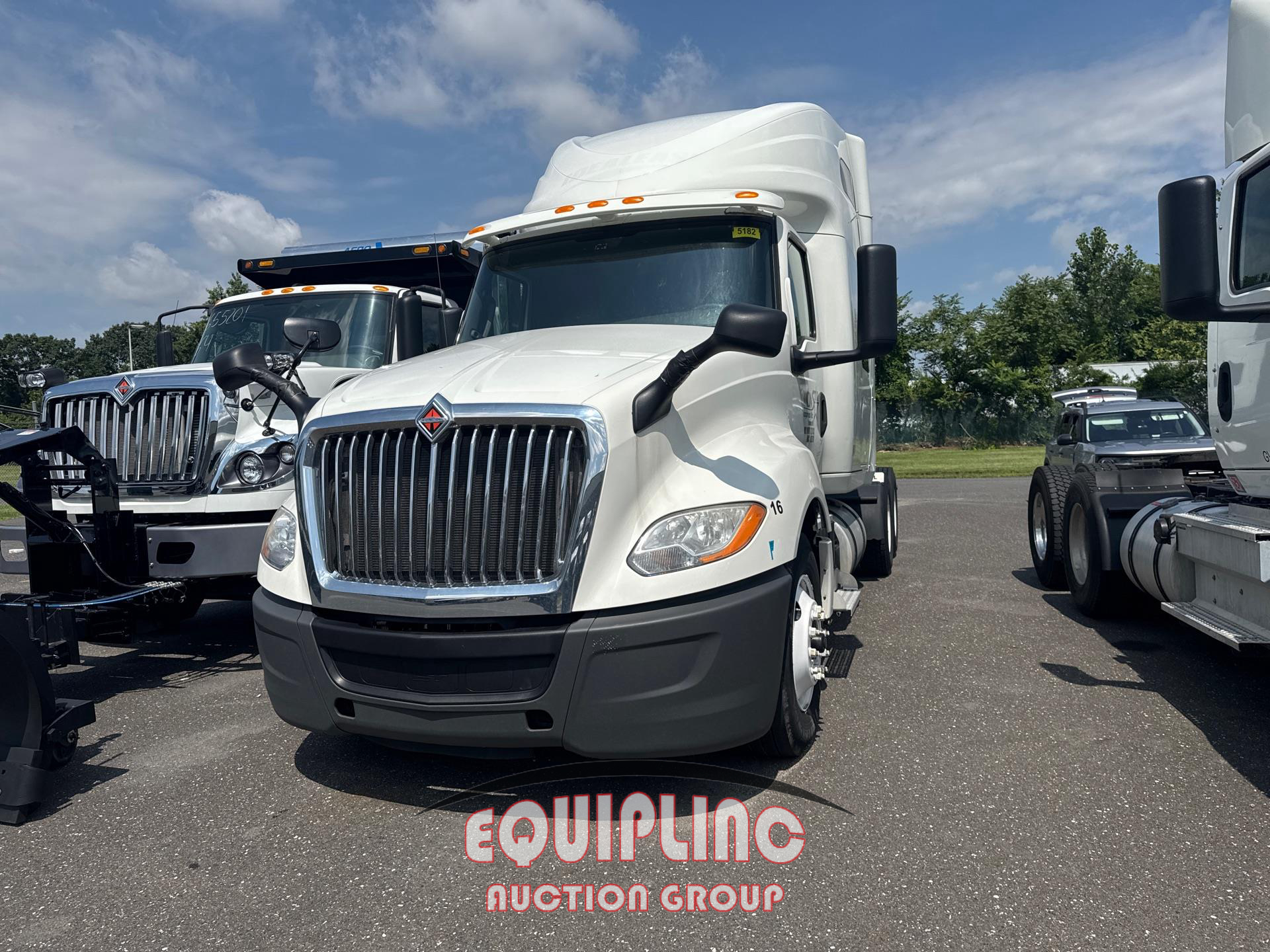 2020 International LT625