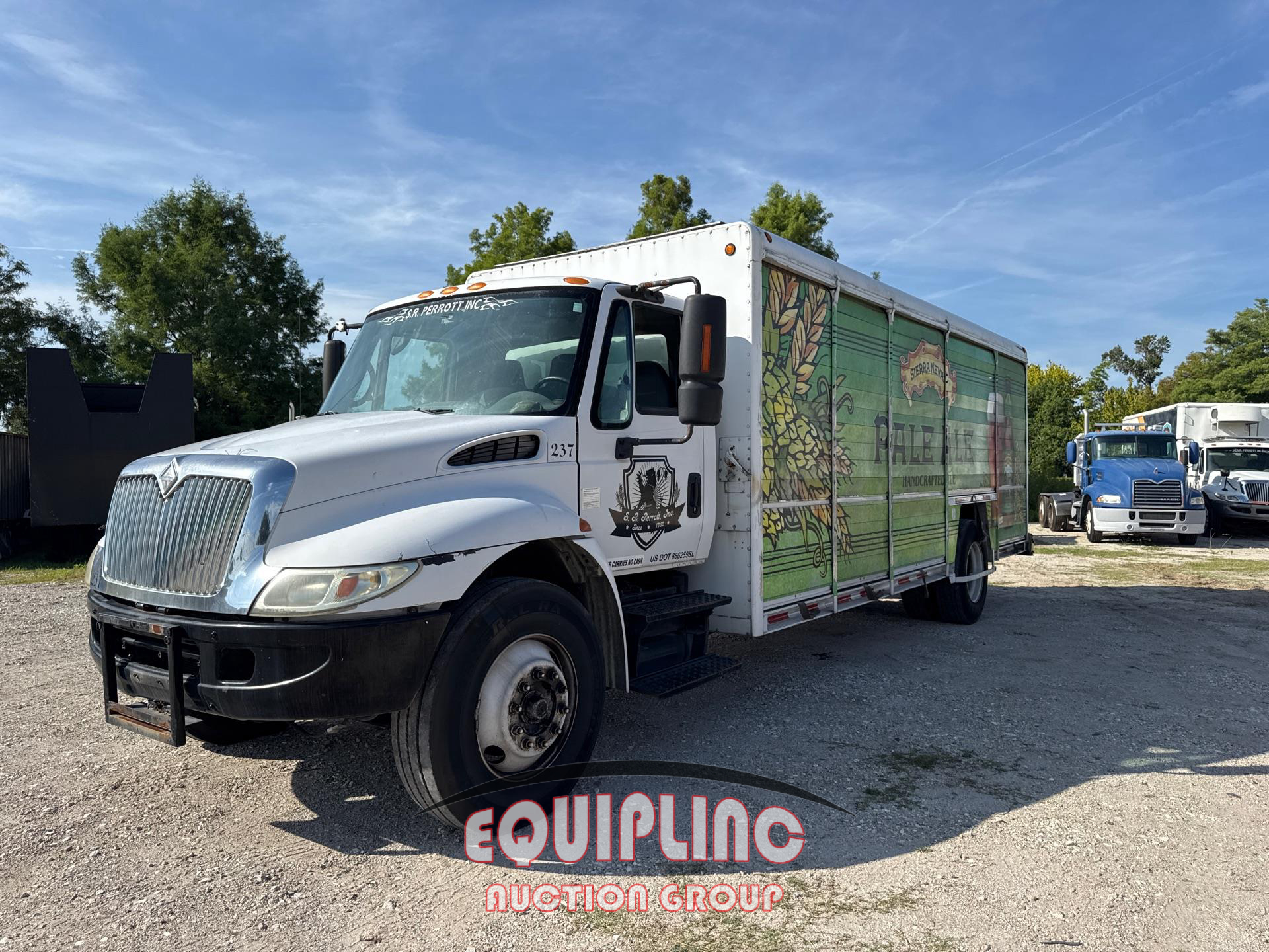 2002 International 4400