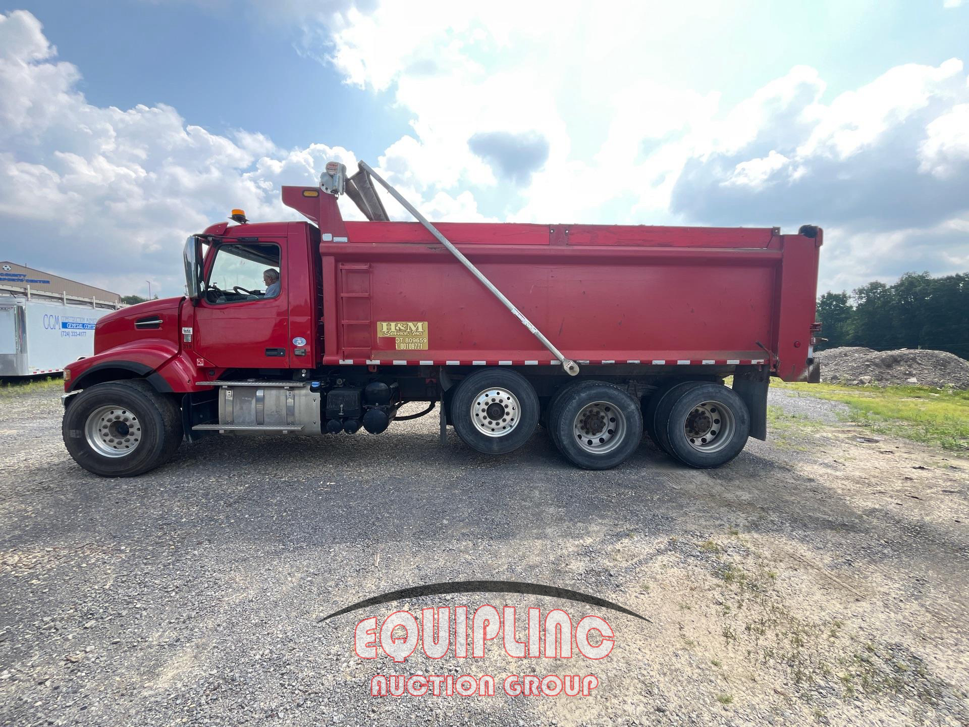 2016 Volvo VHD84F300 Tri-Axle Dump TruckT