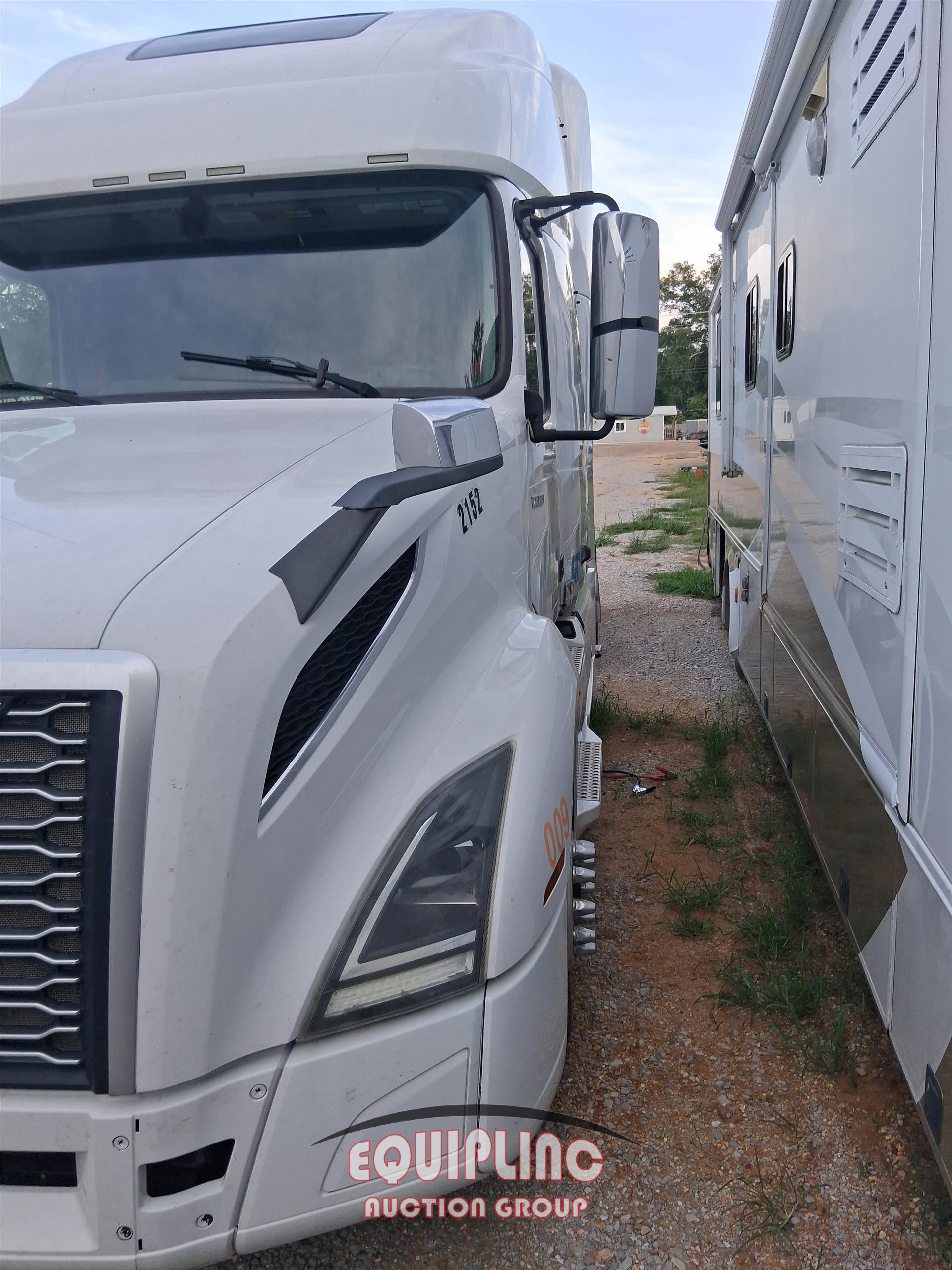 2019 Volvo VNL760