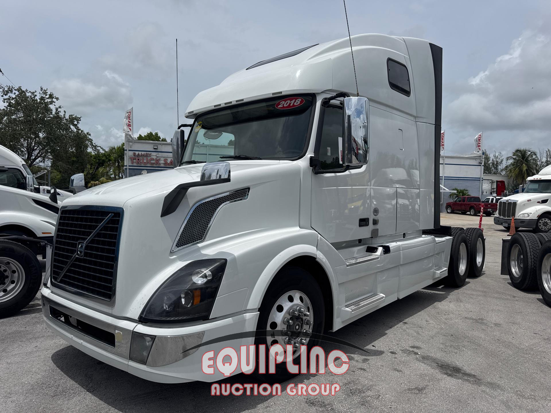 2018 VOLVO TRUCK VNL