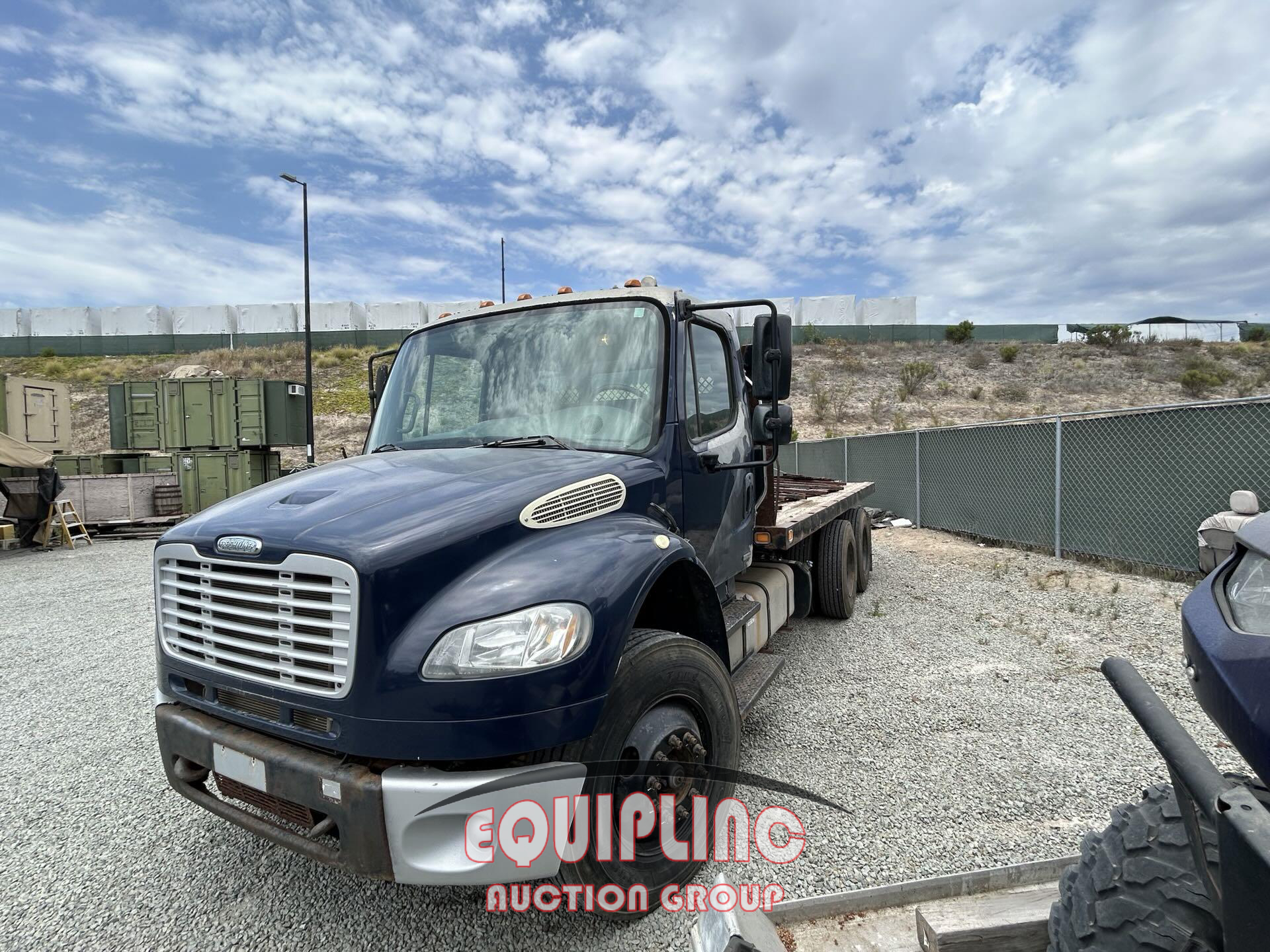 2011 Freightliner M2