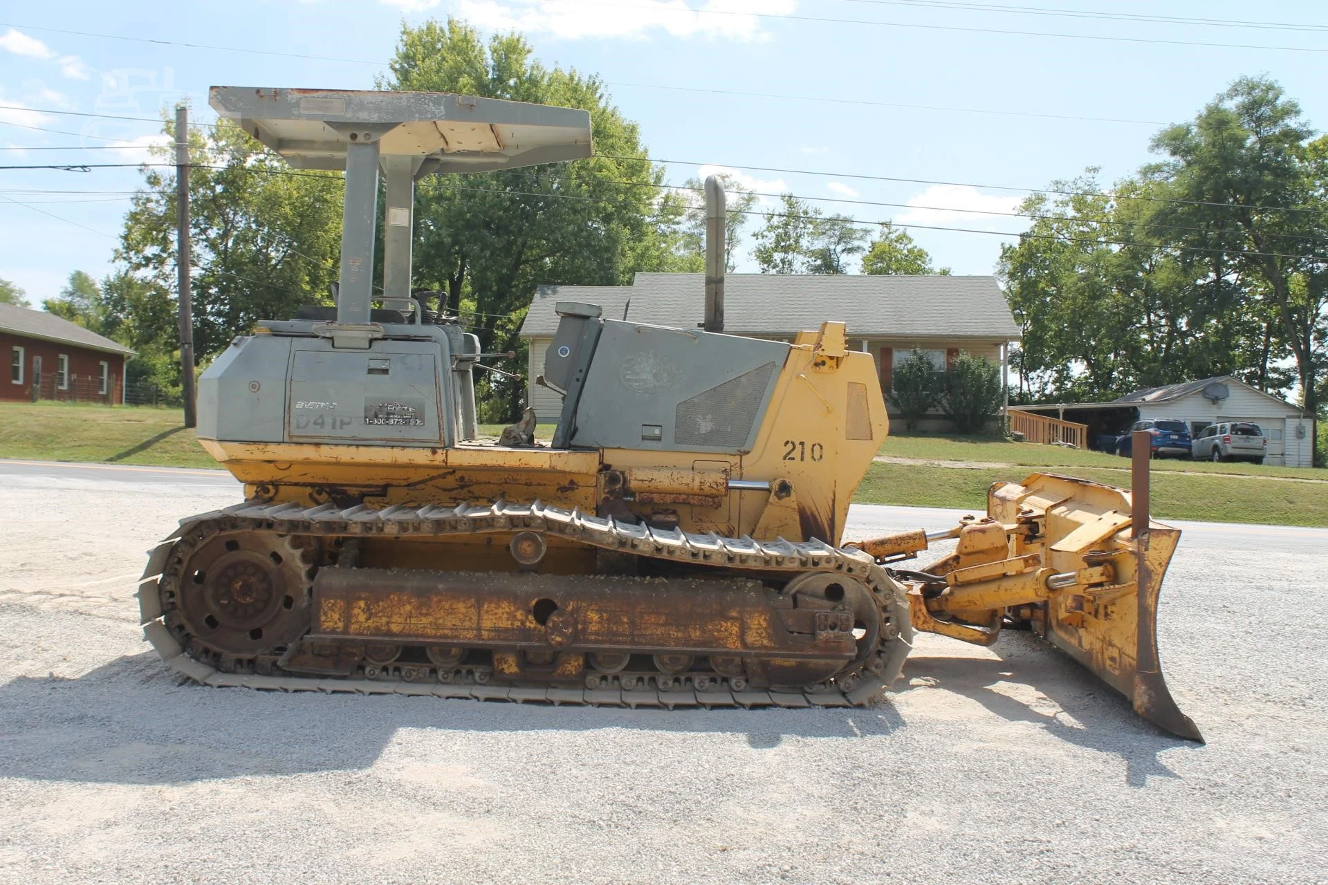 2000 KOMATSU D41P-6