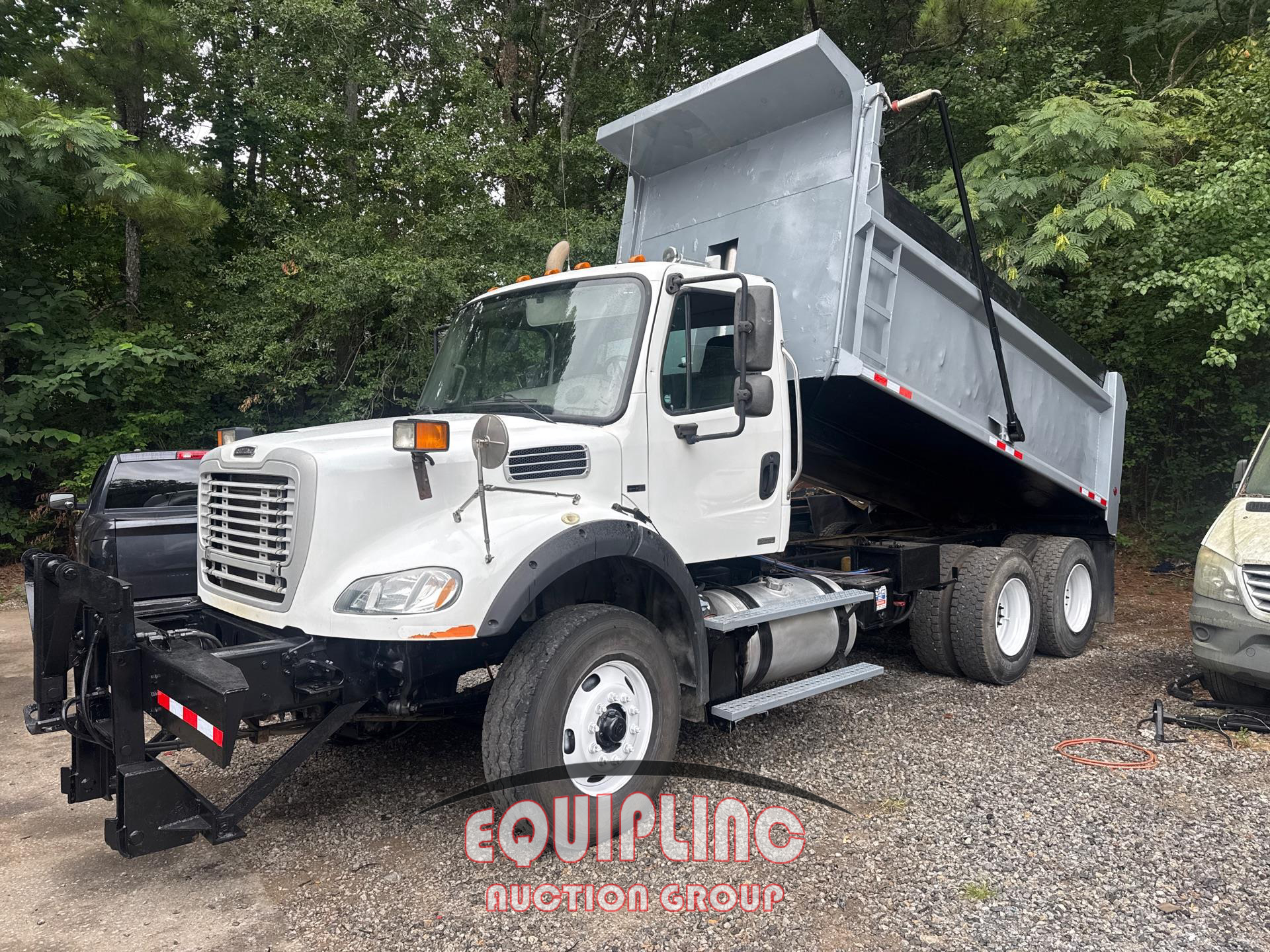 2012 Freightliner M2
