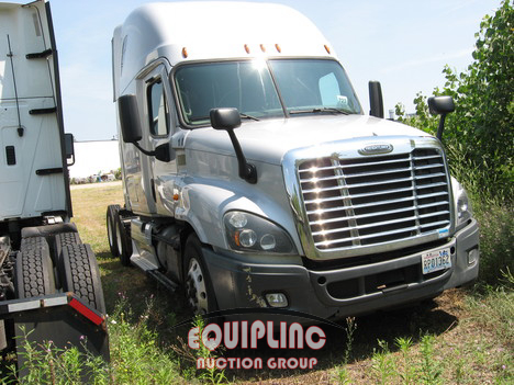 2016 Freightliner CASCADIA