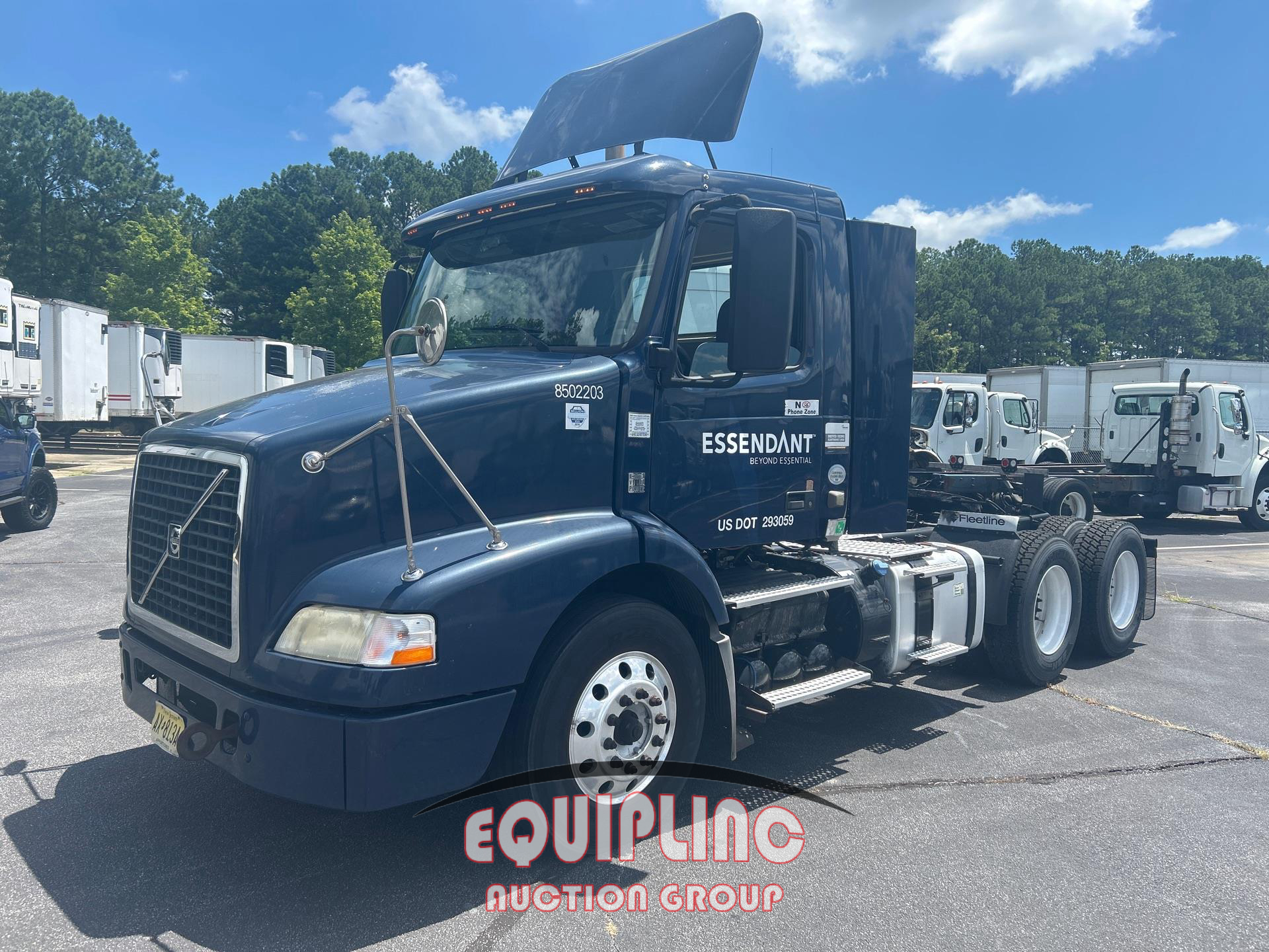 2013 VOLVO TRUCK VNM