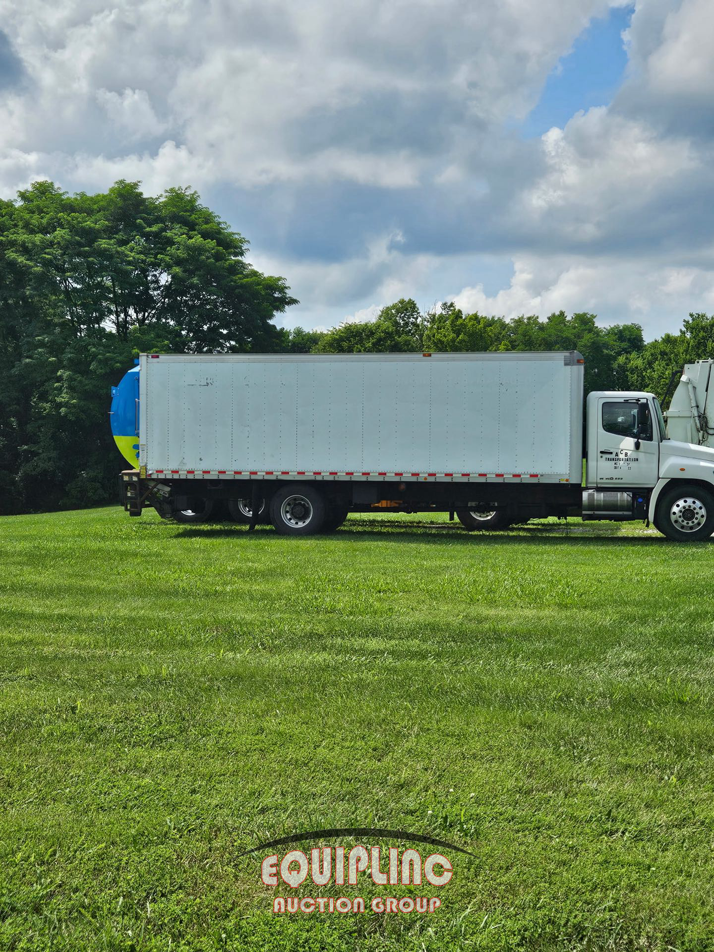 2014 Hino 338