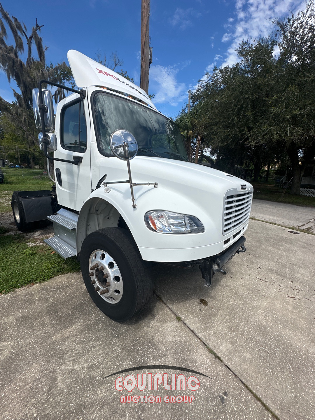 2015 Freightliner M2