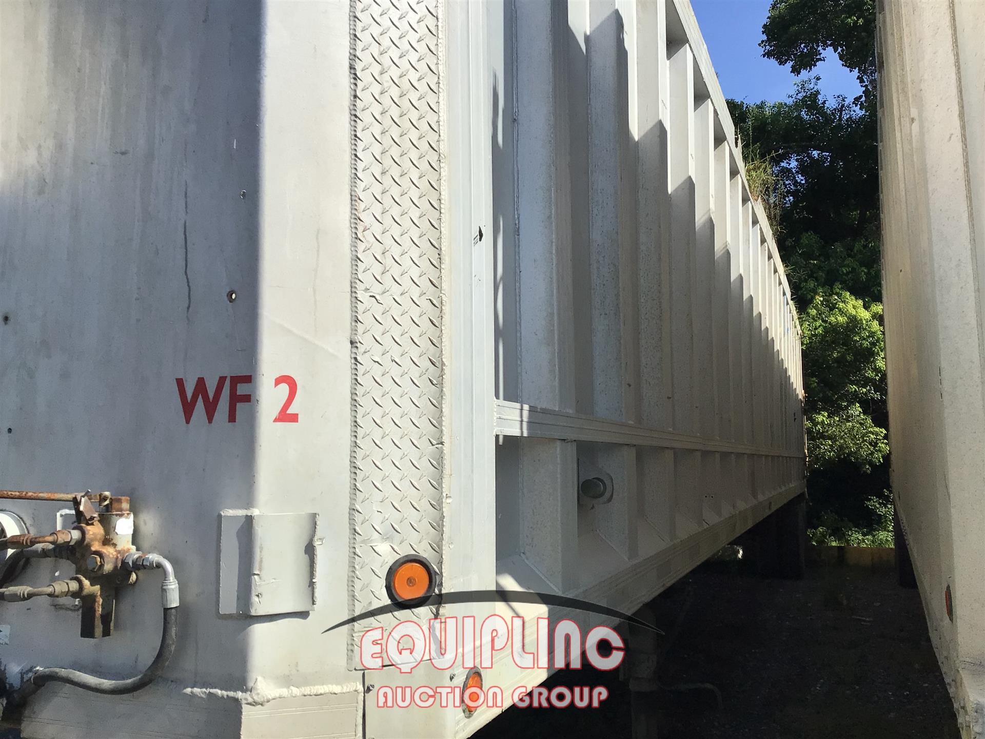 2004 Travis 48’ Walking Floor