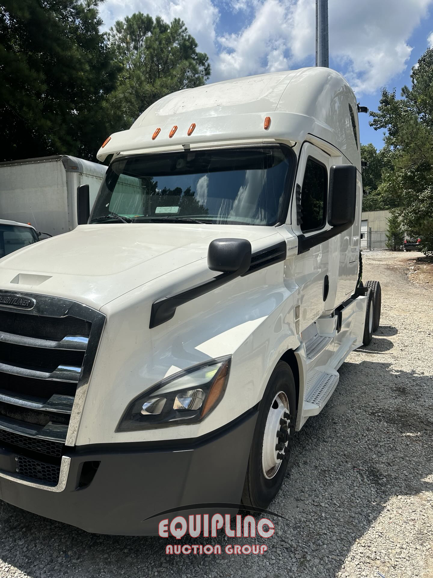 2020 Freightliner CASCADIA