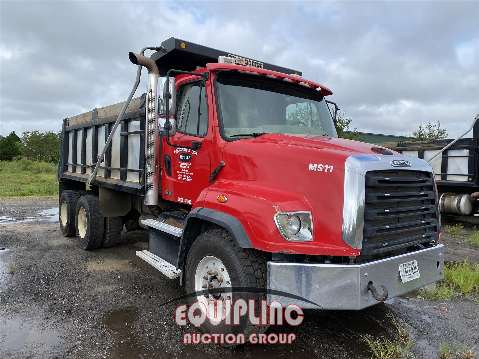 2017 Freightliner 114SD