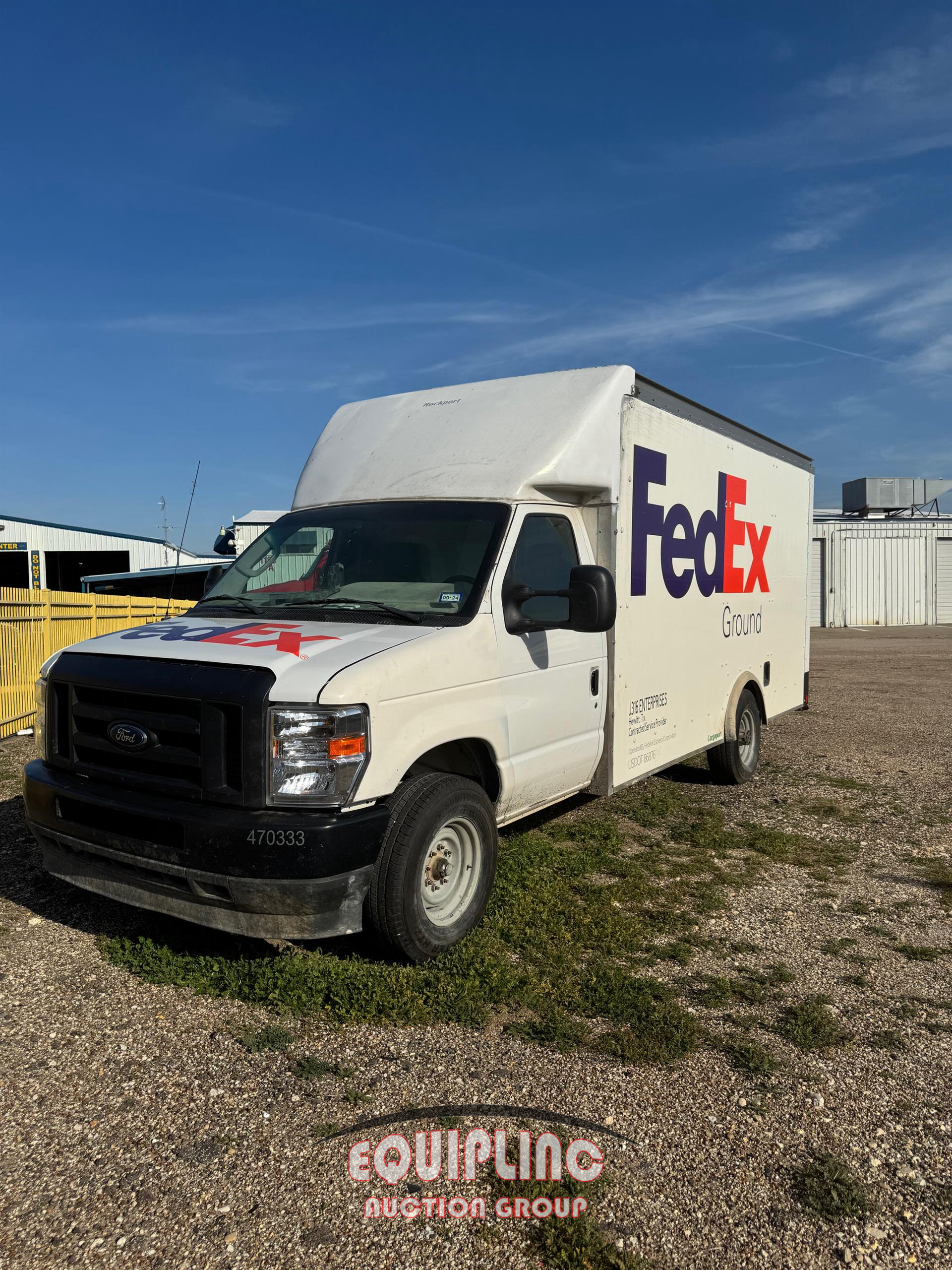2022 Ford E350