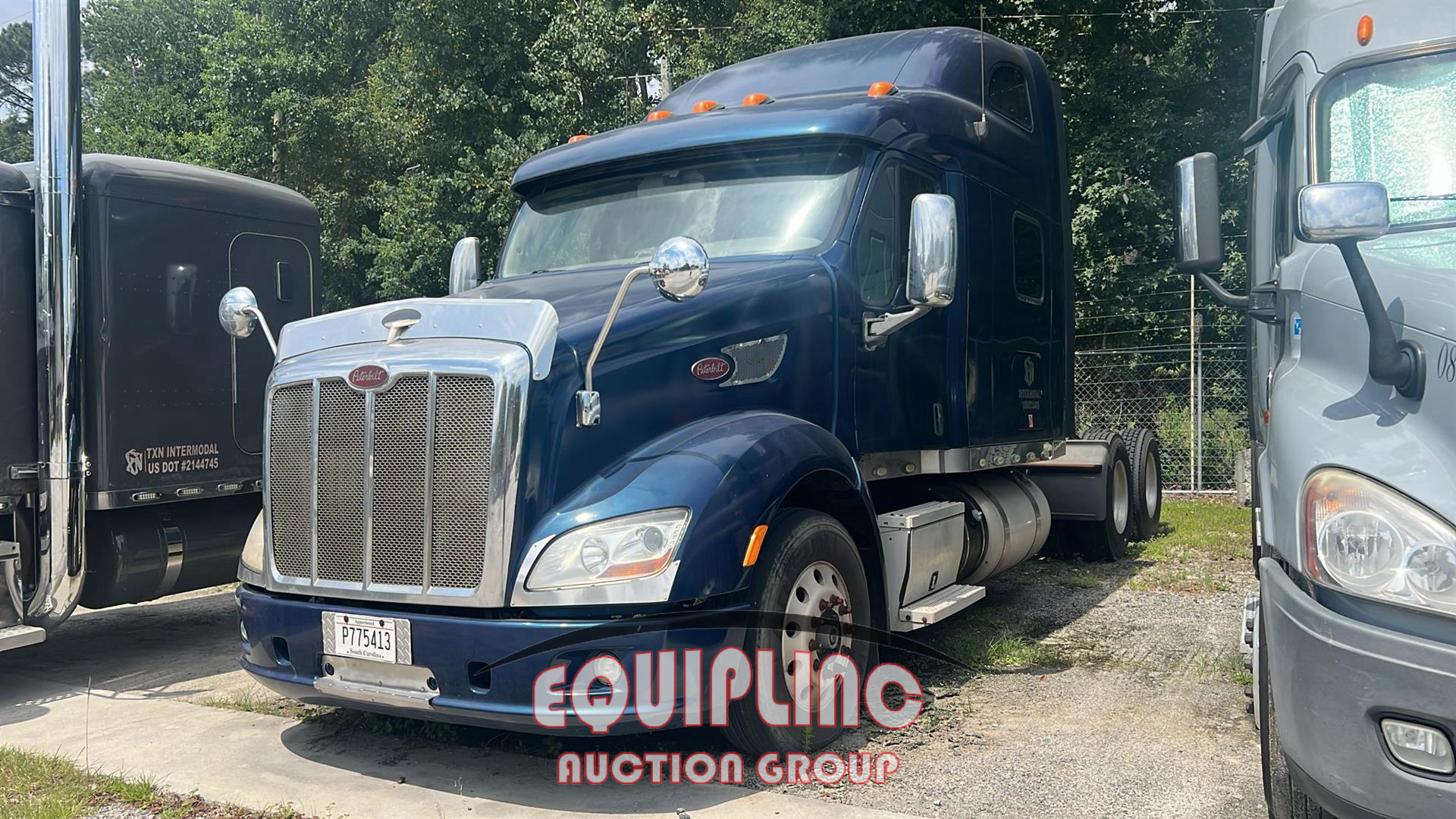 2012 Peterbilt 587