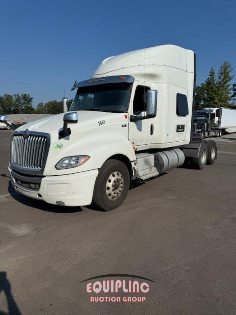 2020 International LT625