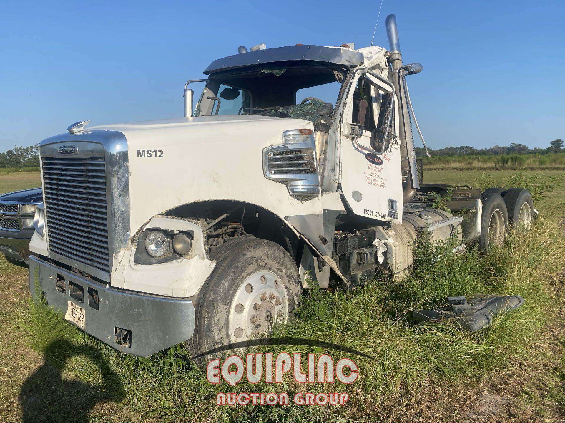 2017 Freightliner SD122